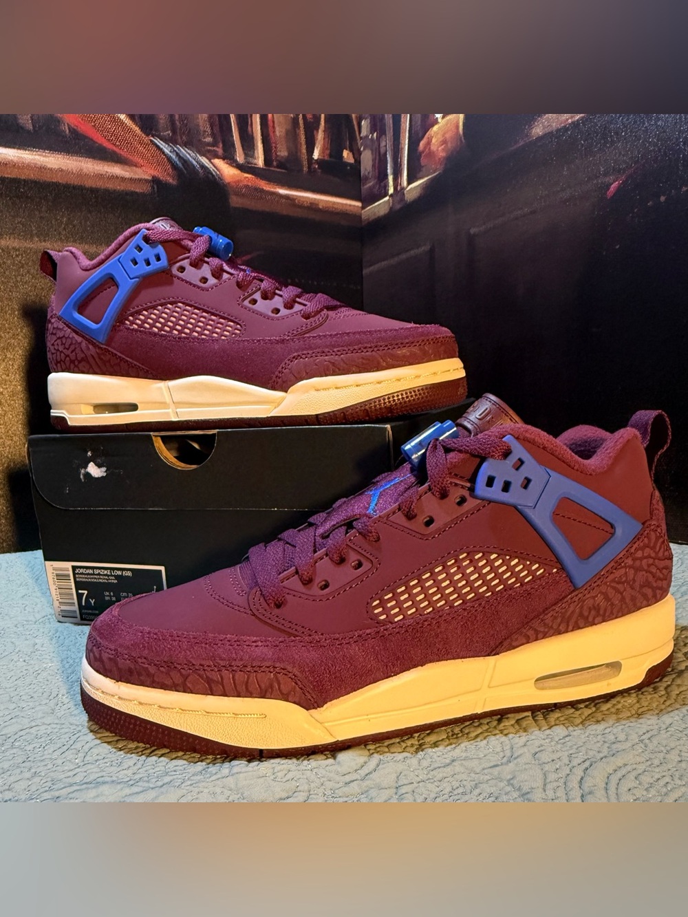 Jordan Spizike Low Size 7Y or Woman’s 8.5